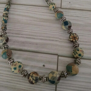 Viva beads necklace Handmade choker style silver Link Chain Multicolored Boho